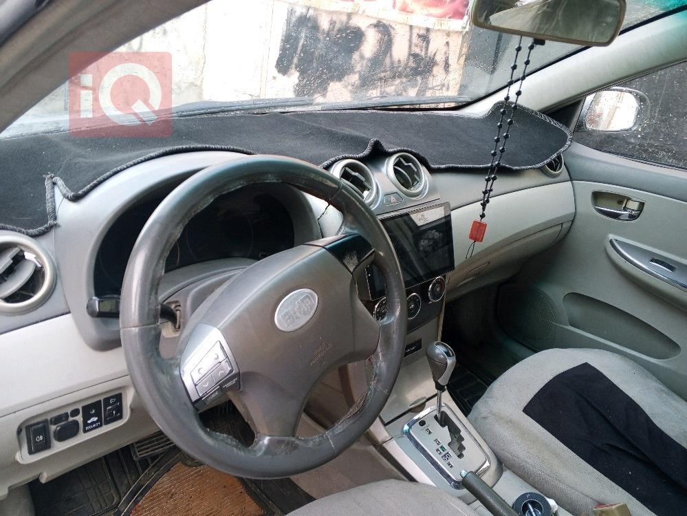 بي واي دي F3